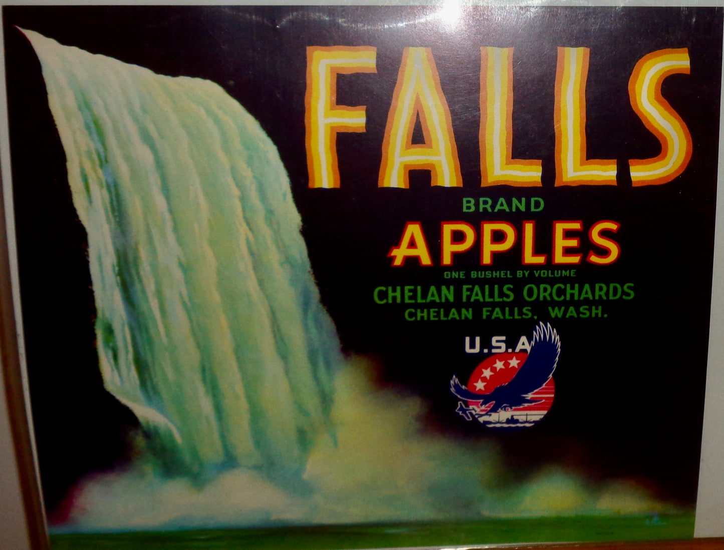Vintage Original Fruit Crate Label For Falls Apples Of Chelan Falls Orchards