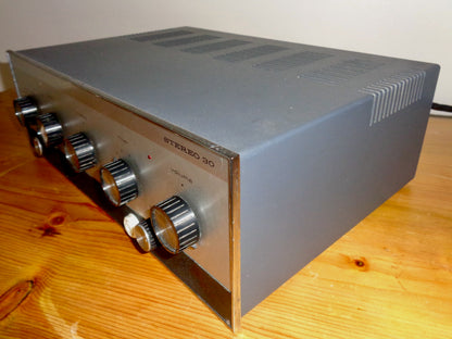 1970s Leak Stereo 30 Transistor Integrated Amplifier For Restoration