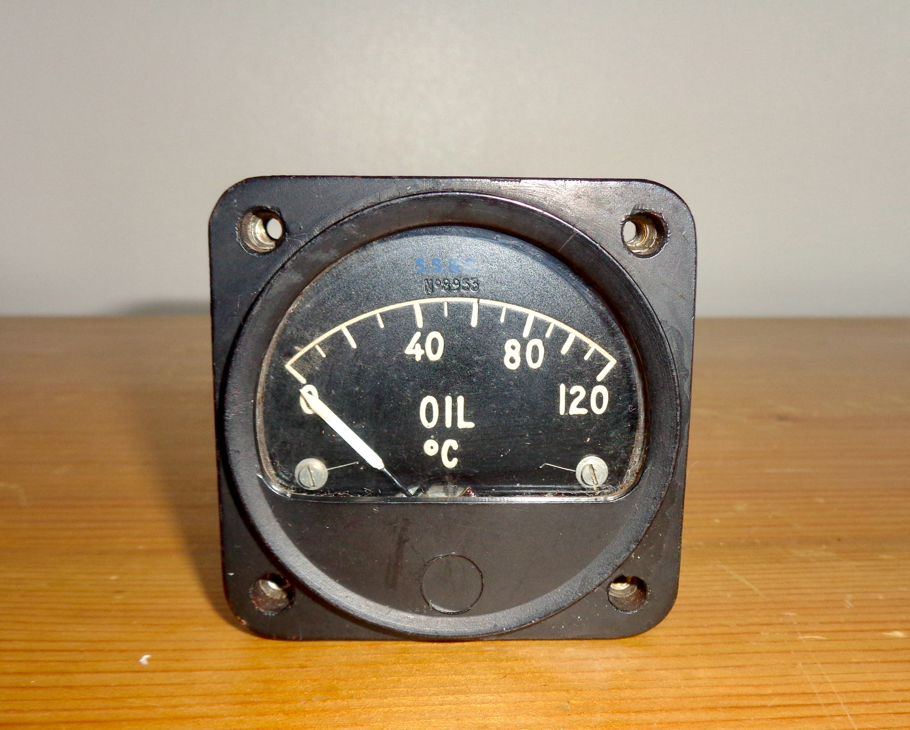 1940s Smiths Aircraft Oil Temperature 24 Volt Cockpit Gauge Number 895   DSC04151 