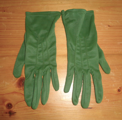 1950s Ladies Gloves Medium Size Wrist Length In Green Nylon 