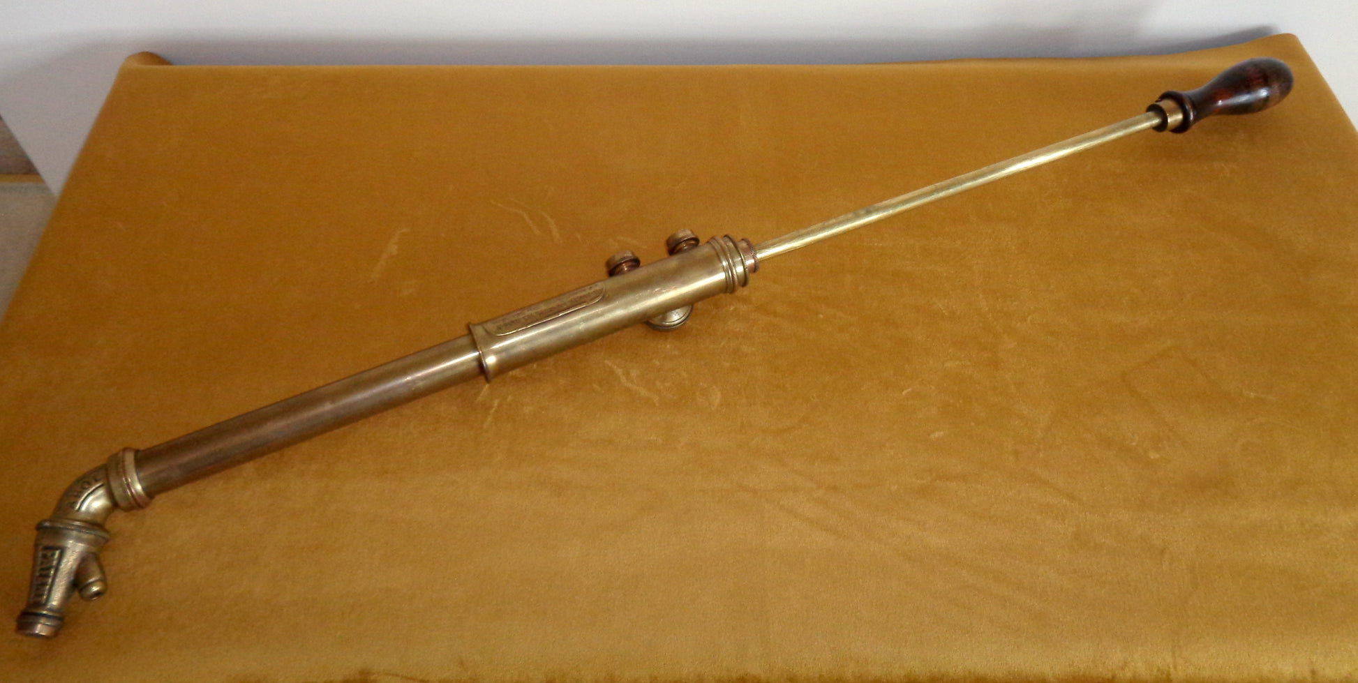 vintage brass garden sprayer Antique Brass ABOL No.4 Syringe Pump Action Garden Rose Sprayer – Mullard Antiques and Collectibles