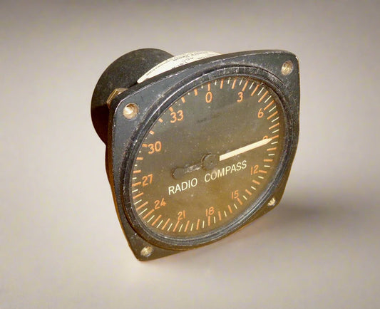 WW2 Bendix Pioneer Radio Compass Indicator US Army 1-81-A