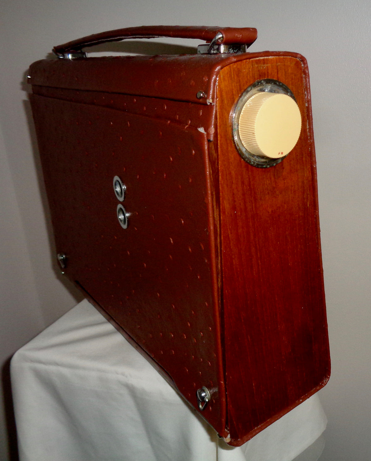 Vintage Bush Radio Model TR112 Recovered in Brown Leather – Mullard ...