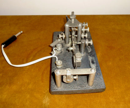 WW2 Lionel J36 Semi Automatic Morse Key Made For The US Military