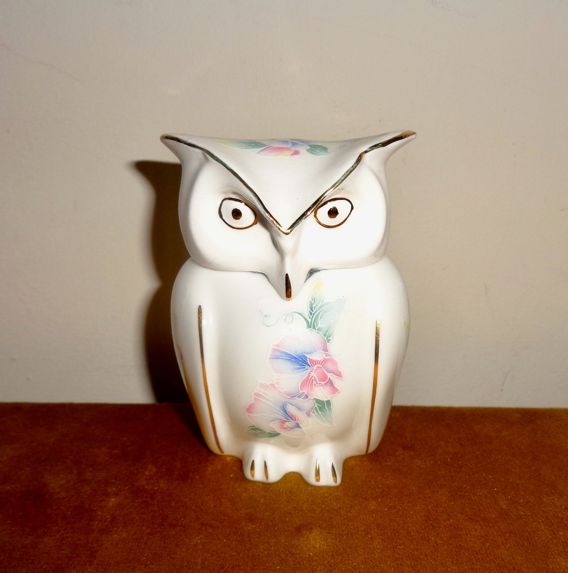 Vintage Aynsley Pottery Owl Little Sweetheart Trinket Box