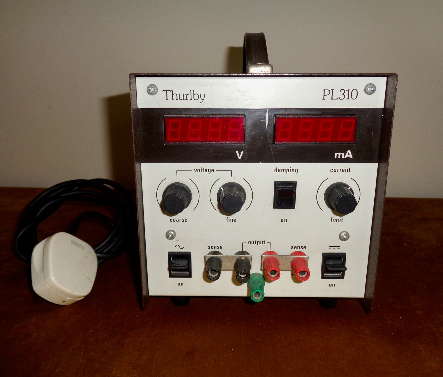 1980s TTI Thurlby Thandar PL310 Precision Power Supply