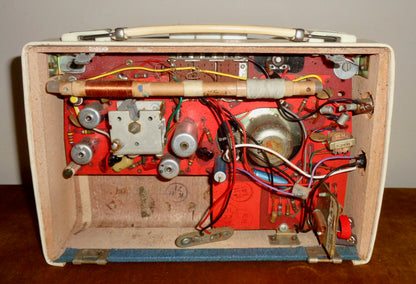 1963 KB Kolster Brandes Transistor Radio Rhapsody De Luxe Super 8 VP31 In Blue