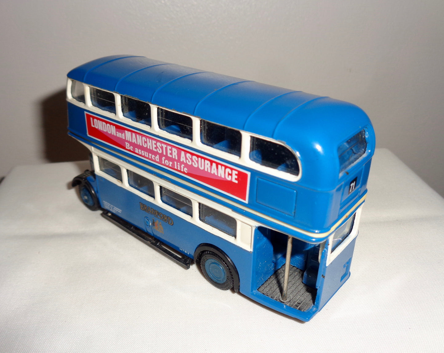1992 EFE 10114 Model Bus AEC Regent RT Bradford City Transport