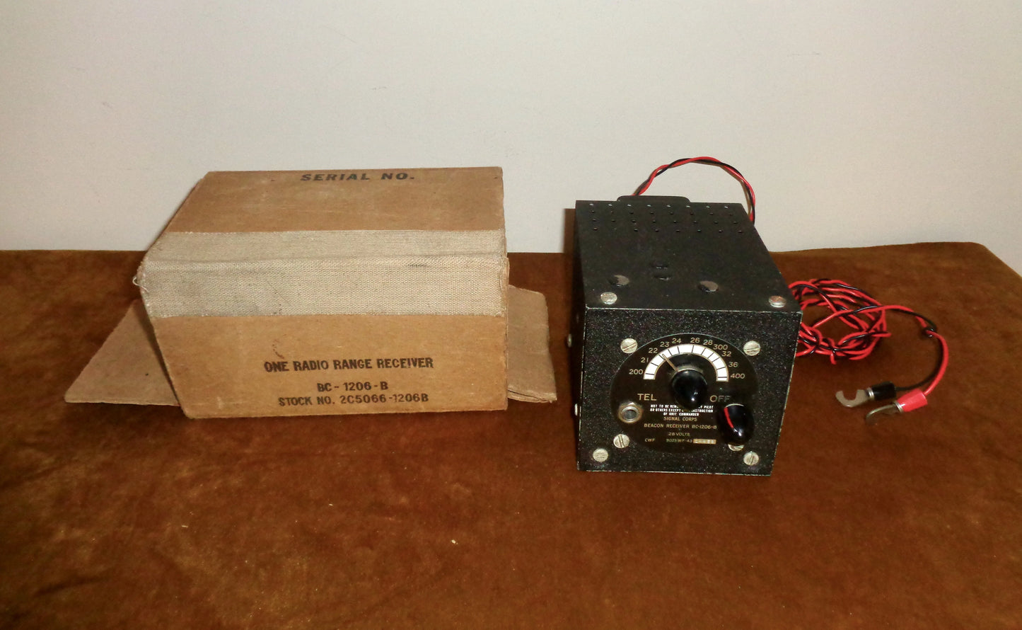 WW2 U.S Signal Corps One Radio Range / Beacon Receiver BC1206B New Old Stock