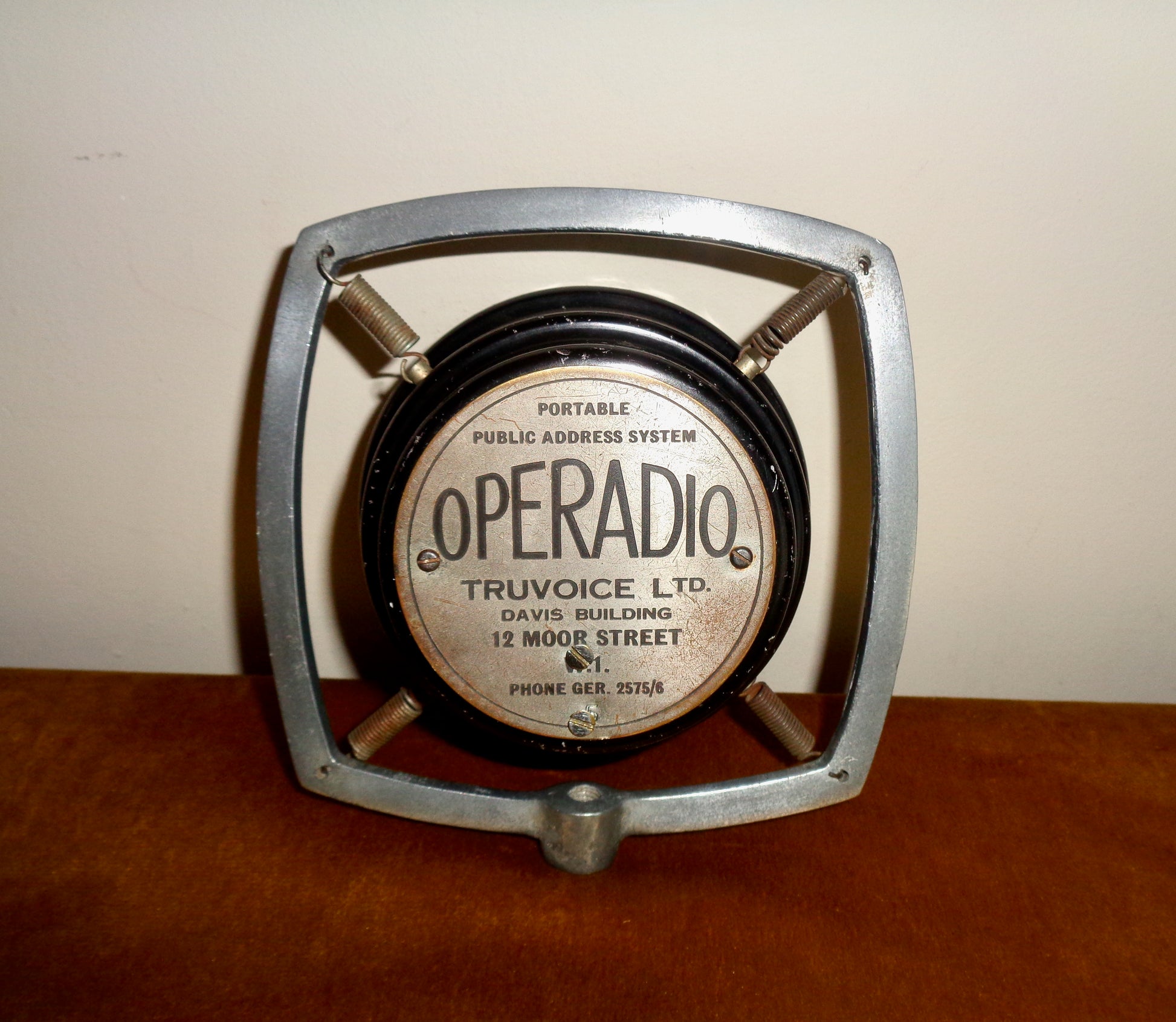 1930s Style Truvoice Operadio Portable Public Address System Microphone