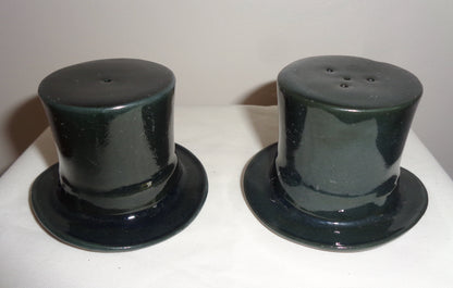 1970s Top Hat Novelty Salt & Pepper Pots Approved By The London Design Council 