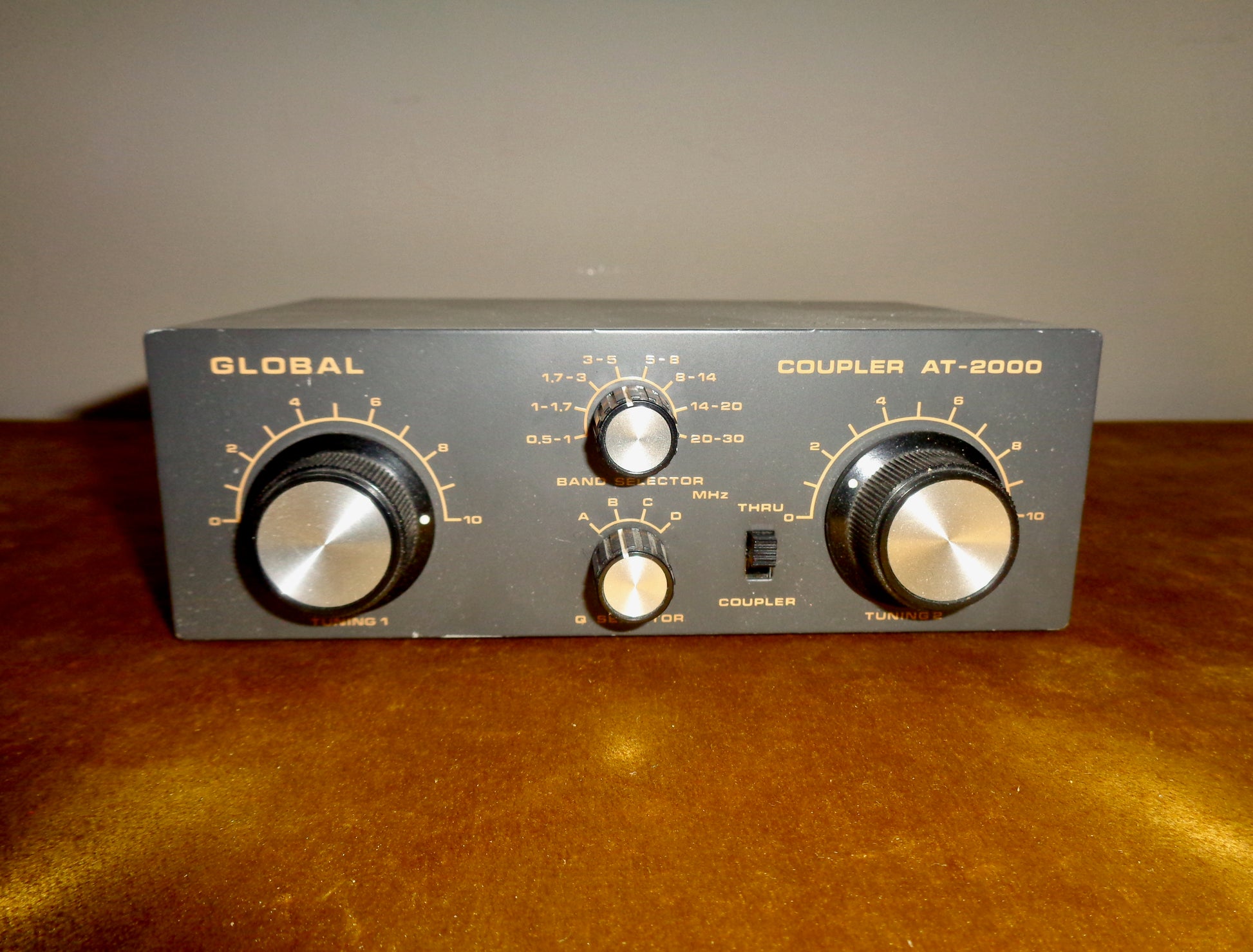 Global Coupler AT-2000 Receiver Antenna Tuning Unit