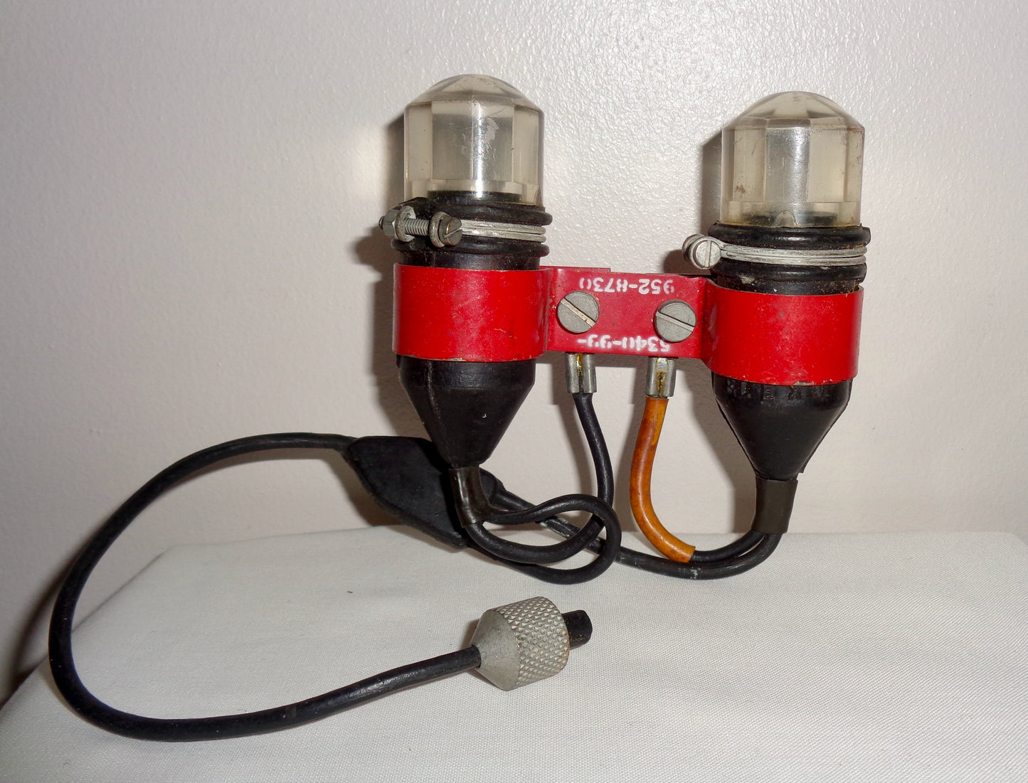 1950s Jet Aircraft Twin Navigation Lamp NATO Number 5340-99-952-8730