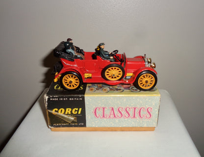 Corgi Classics Red Model 9021 38BP 1910 Daimler