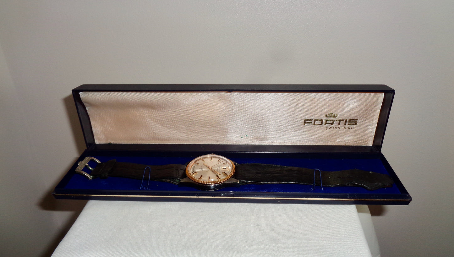 Vintage Fortis Stratoliner 20 Automatic Swiss Watch