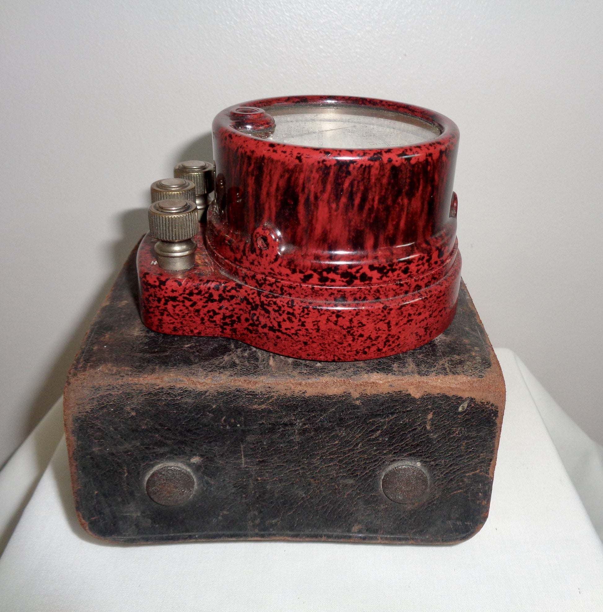 1920s Weston Electrical Instruments Red Bakelite Ammeter