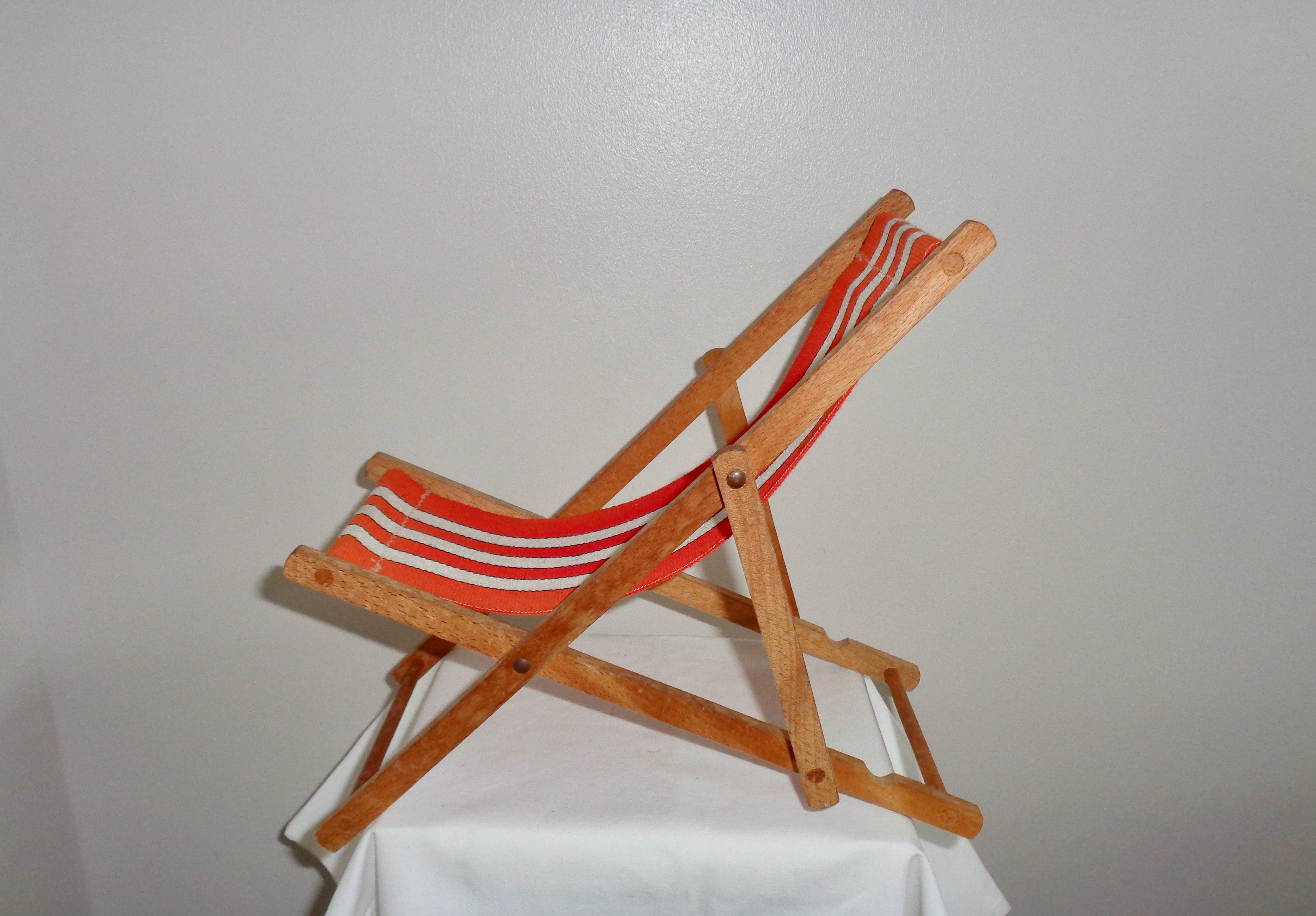 Vintage deck chair online canvas