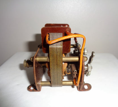 Vintage 4 Volt SEL Electric Motor No. 1260/RS