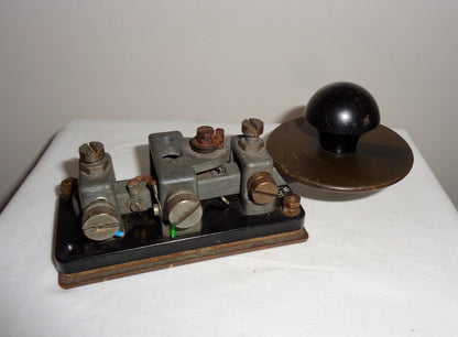 1940s Group 1 No.2 Key WT 8 Amp Morse Key