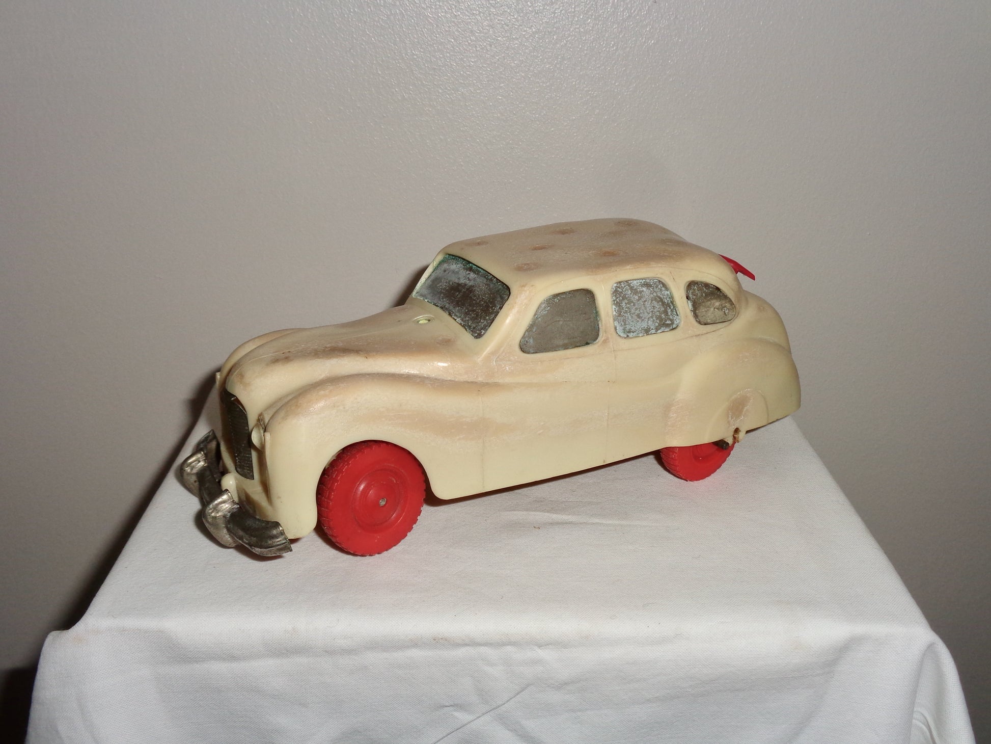 1950s Ever Ready Toy Electric Car Austin A70 Made of Early Plastic