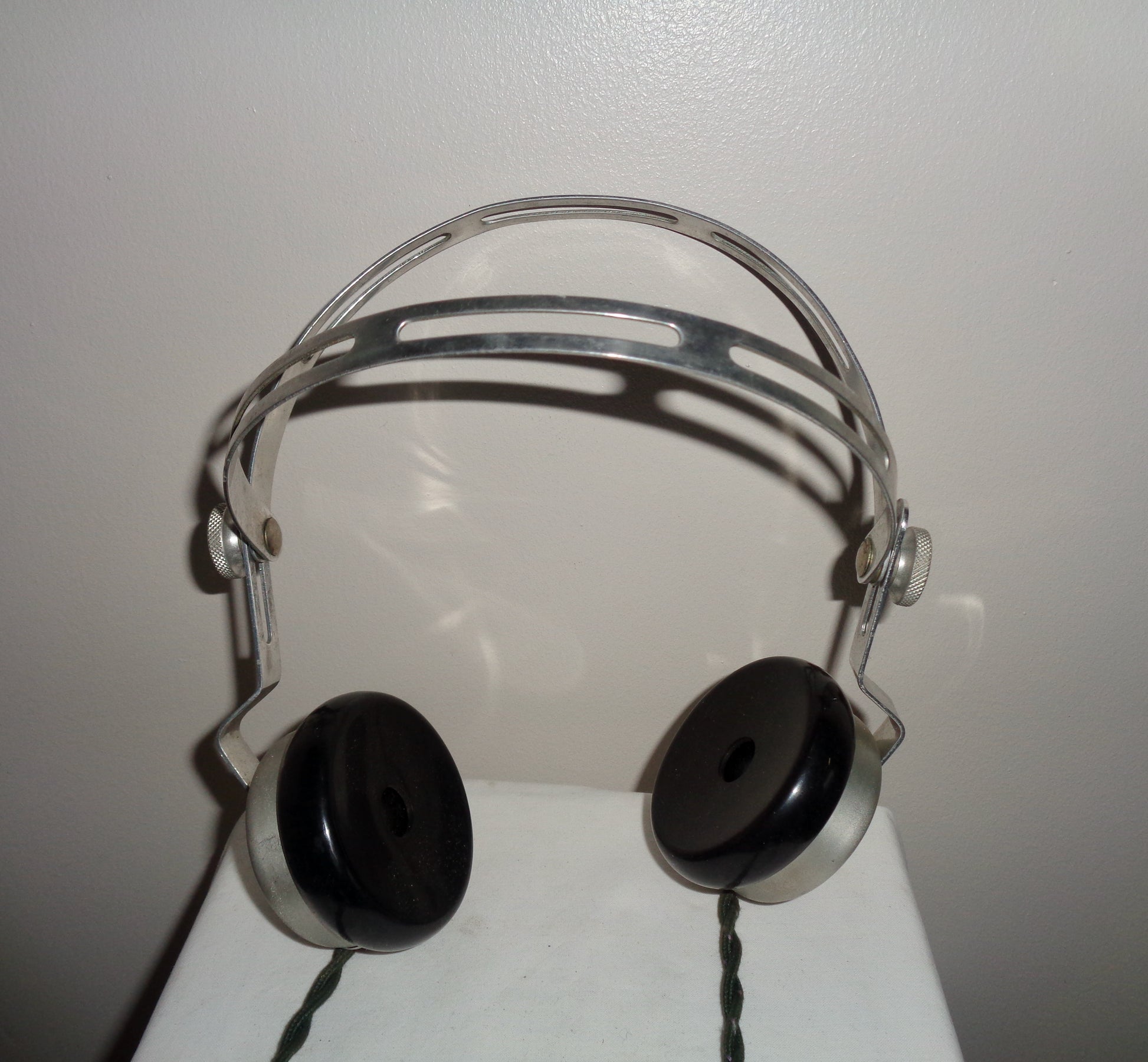 Vintage Boxed Ericsson 4000 Ohm Headphones Made From Aluminium And Bakelite