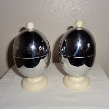 1940s Vintage Heatmaster Insulated Egg Cups Boxed Pair