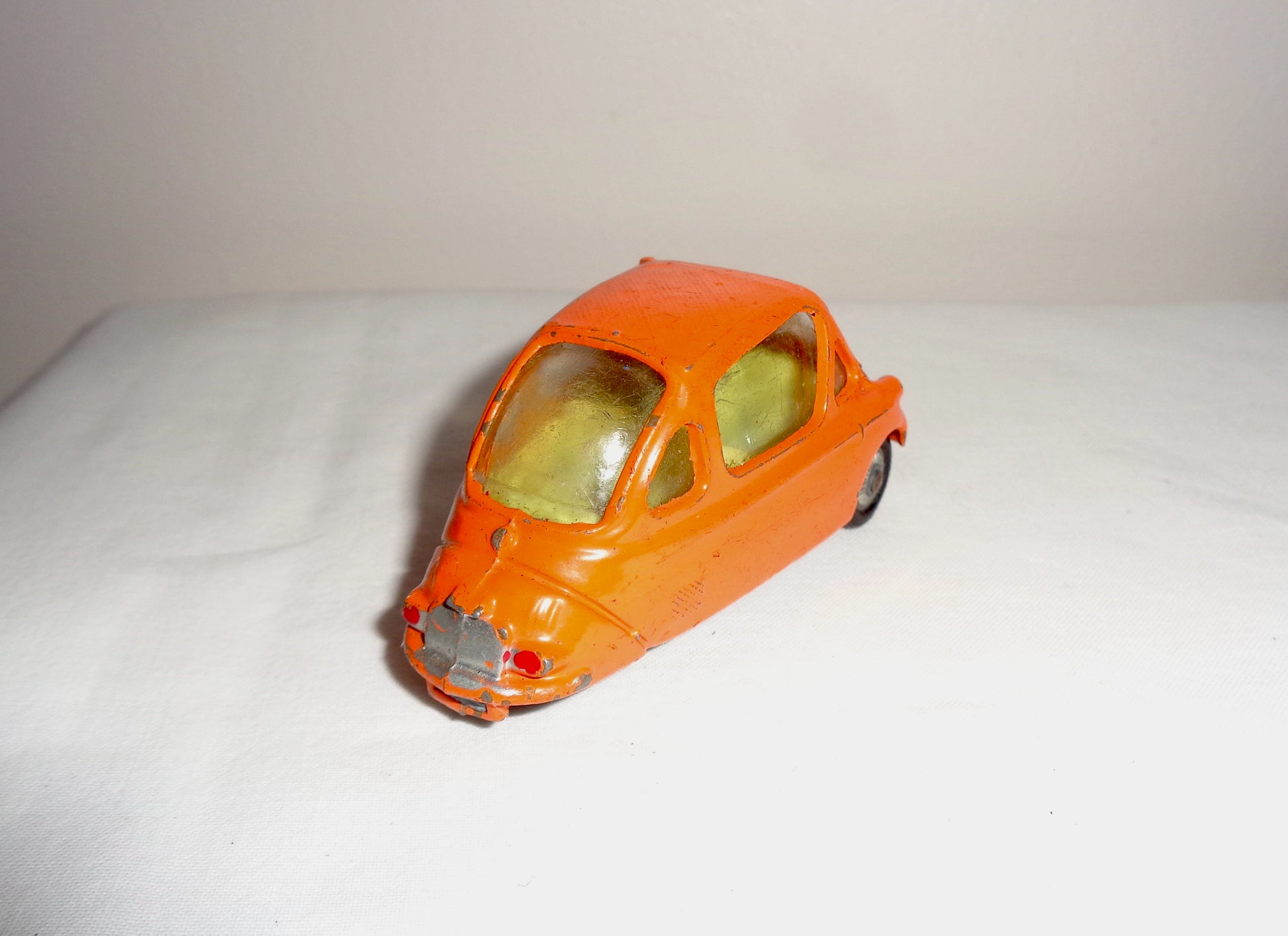Vintage HEINKEL Corgi Toys No. 233 Red Economy Toy Car. Made in Gt. Br –  Sustainable Deco, Inc.