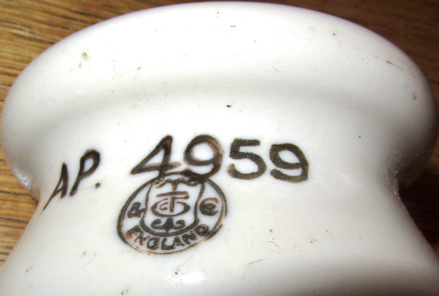Admiralty Pattern 4959 White Porcelain Electrical Insulator Made by Taylor Tunnicliff & Co