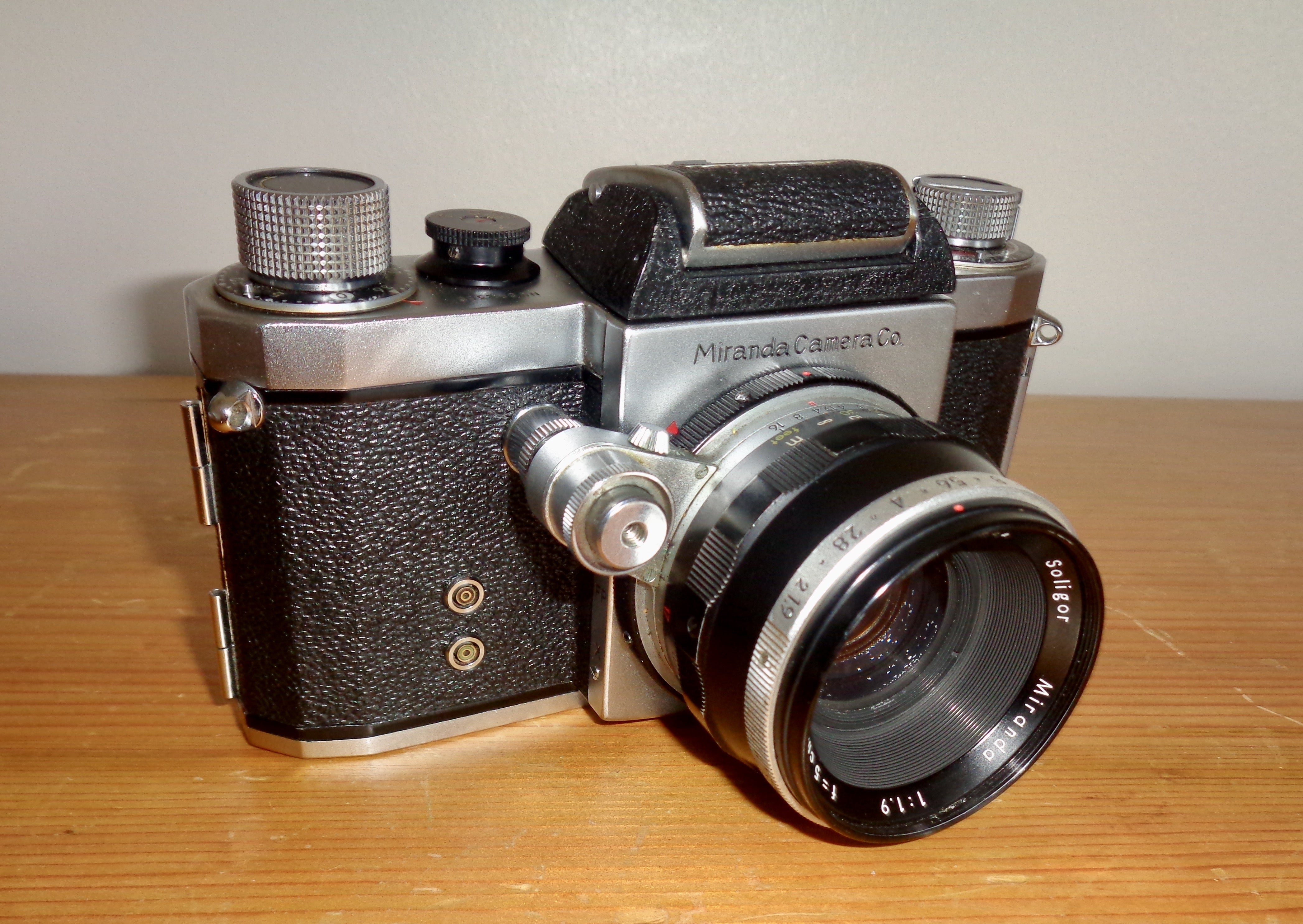 Miranda S 35mm SLR Camera With Miranda Soligor 50mm f1.9 Lens – Mullard  Antiques and Collectibles