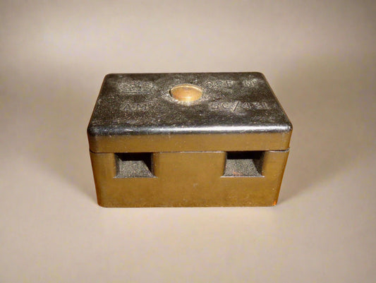 WW2 RAF Aircraft Electrical 2-way Terminal Block. Air Ministry Reference 5C/431